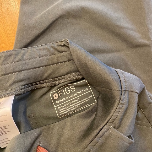 FIGS Zamora Jogger Scrub Pants Bonsai Medium Petite - Picture 5 of 5